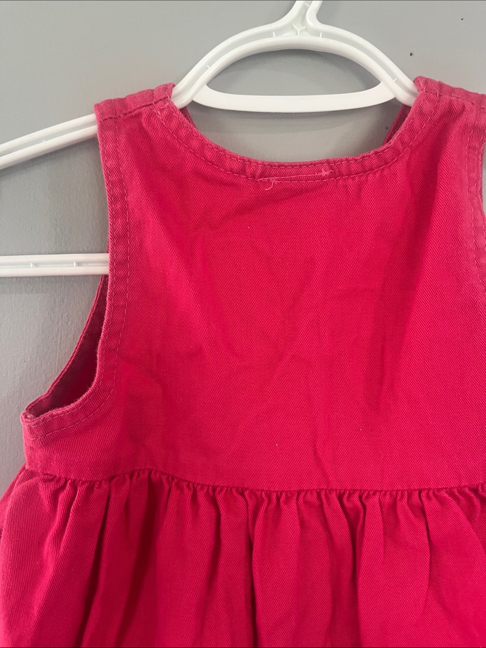 OshKosh B'gosh PinkSleeveless Dress with Embroidered Floral Accent 2T - Picture 8 of 8